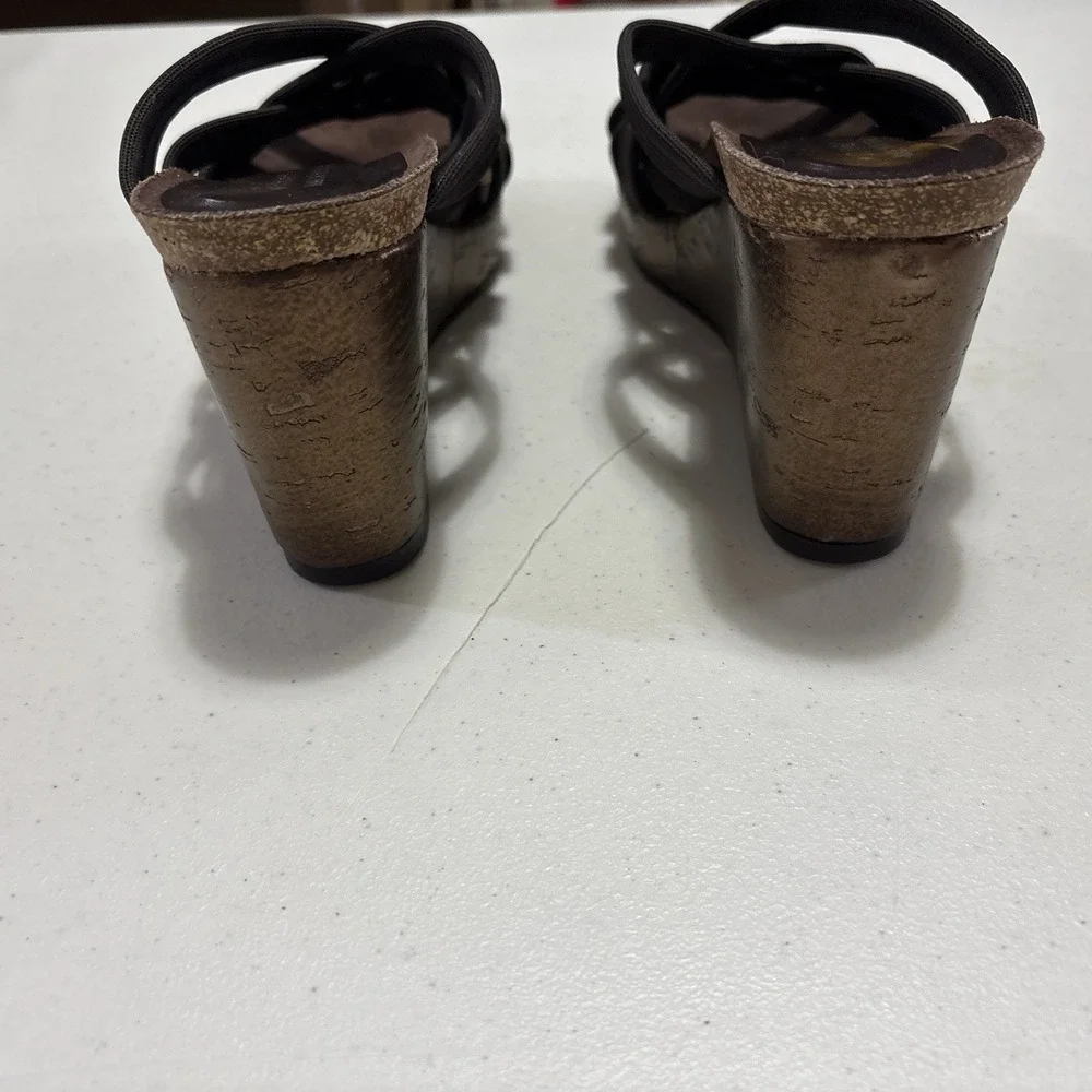 DONALD J PLINER Metallic Mesh Cork Wedge Sandals Size‎ 6 N
